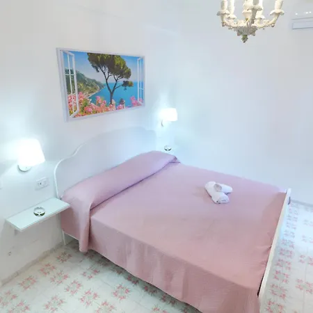 Appartement - The Echo Of The Sirens Capri